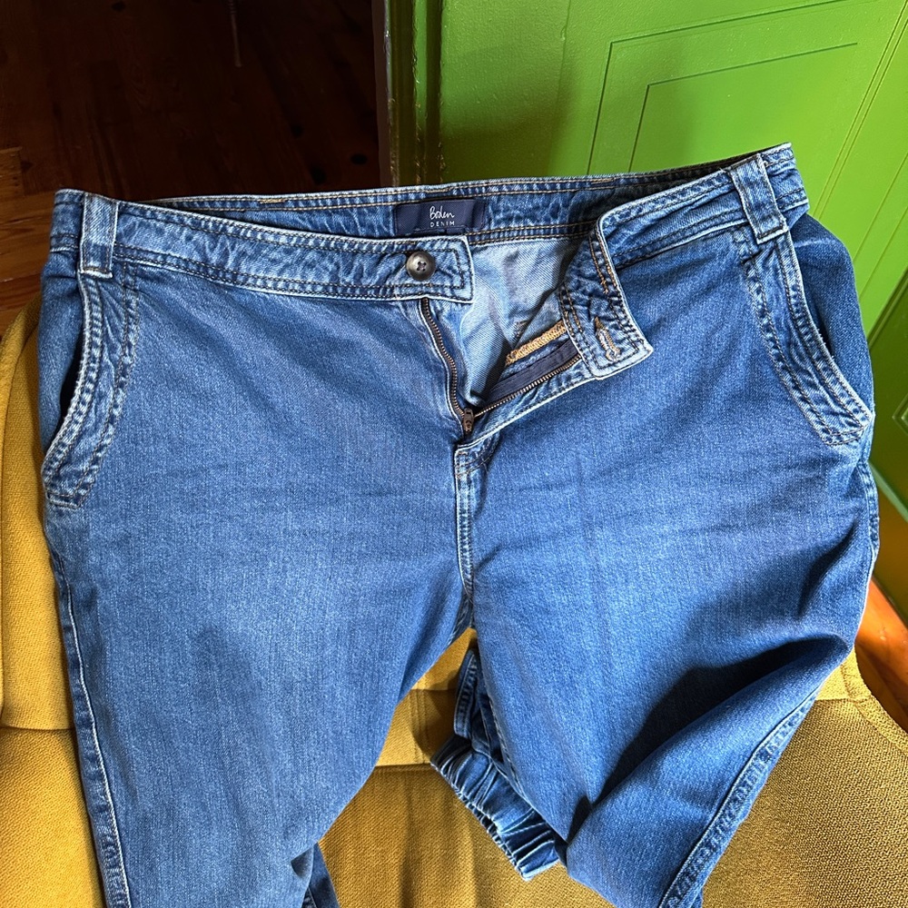 Boden denim jogger style jeans